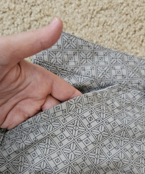 Mondetta Women's Size Large L Gray Patterned Shorts with Pockets - Picture 4 of 12